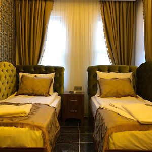 Rose Mansion By Otantik Suites